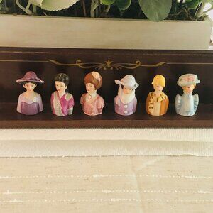 Vintage Thimble set with stand 1984 Avon